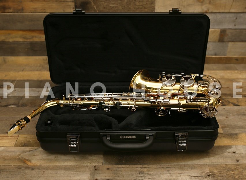 Cận cảnh Kèn Saxophone Alto Yamaha YAS-26 tại Piano House